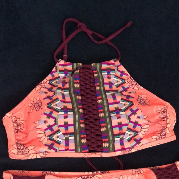 Time And Tru High Neck Bikini Set M (8-10) - Picture 8 of 10